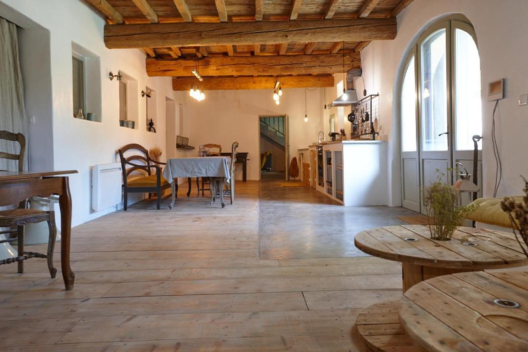 Maison Tara Verte Au Mas Montredon Arles Exterior photo